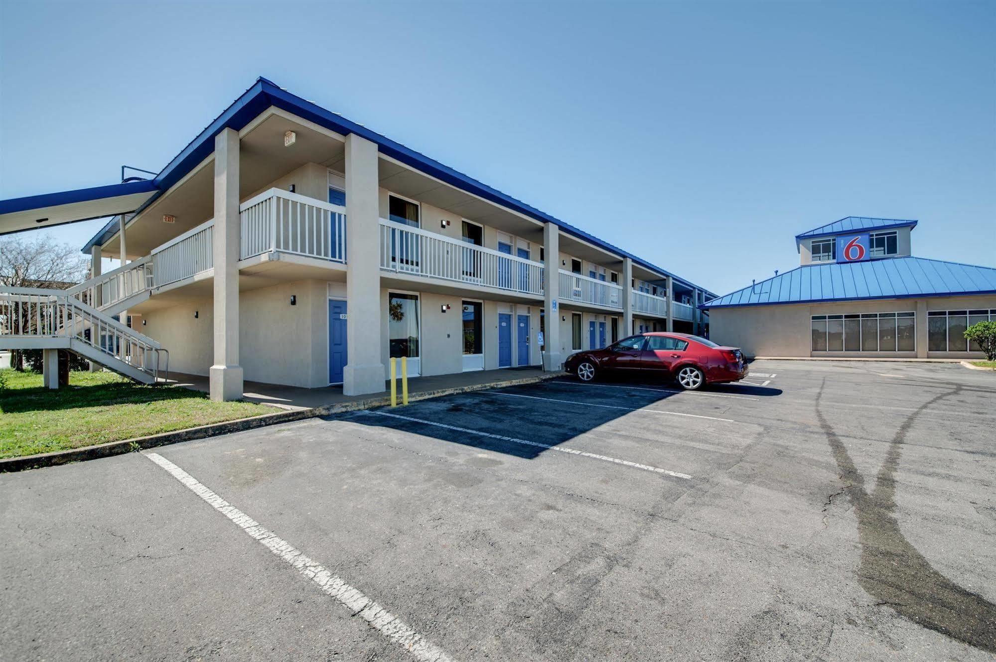 Motel 6-Jennings, La Екстериор снимка